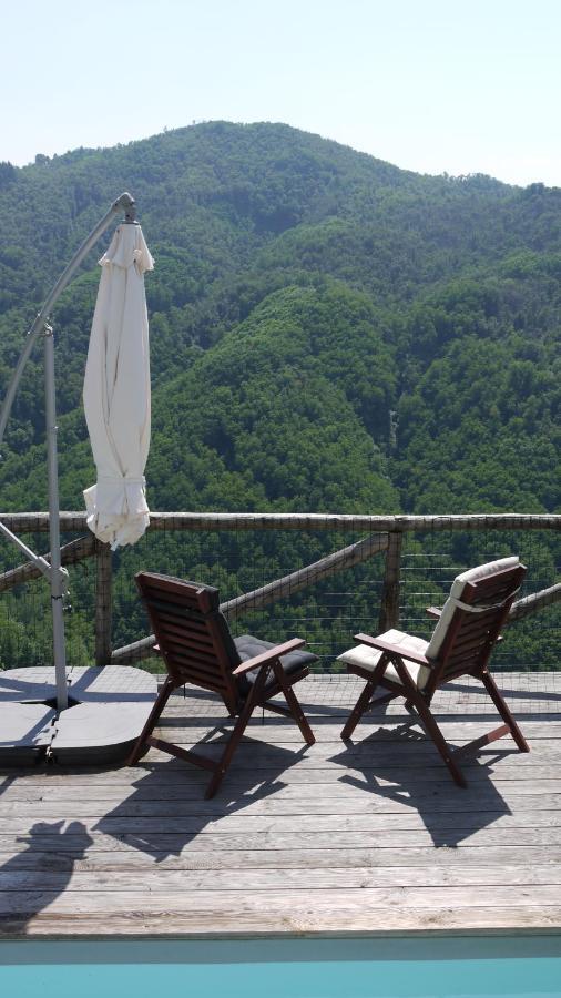 Villa Piscina Con Vista Bagni di Lucca Exterior foto