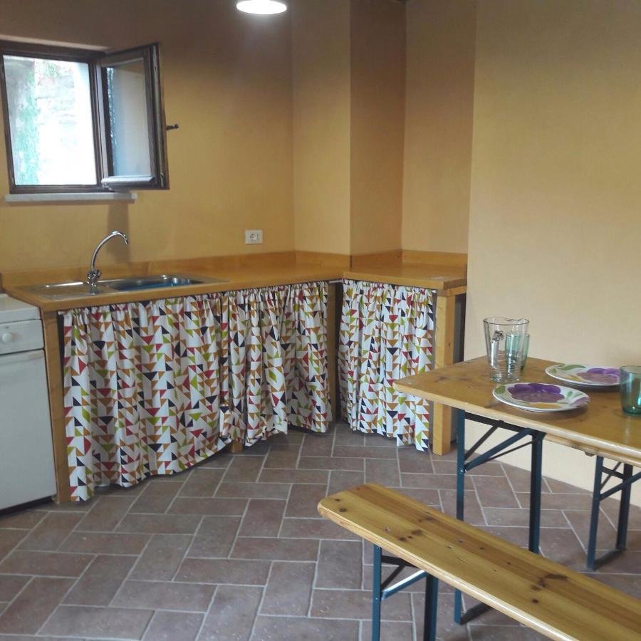 Villa Piscina Con Vista Bagni di Lucca Exterior foto