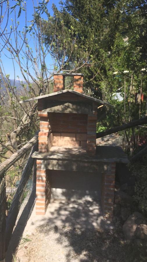 Villa Piscina Con Vista Bagni di Lucca Exterior foto