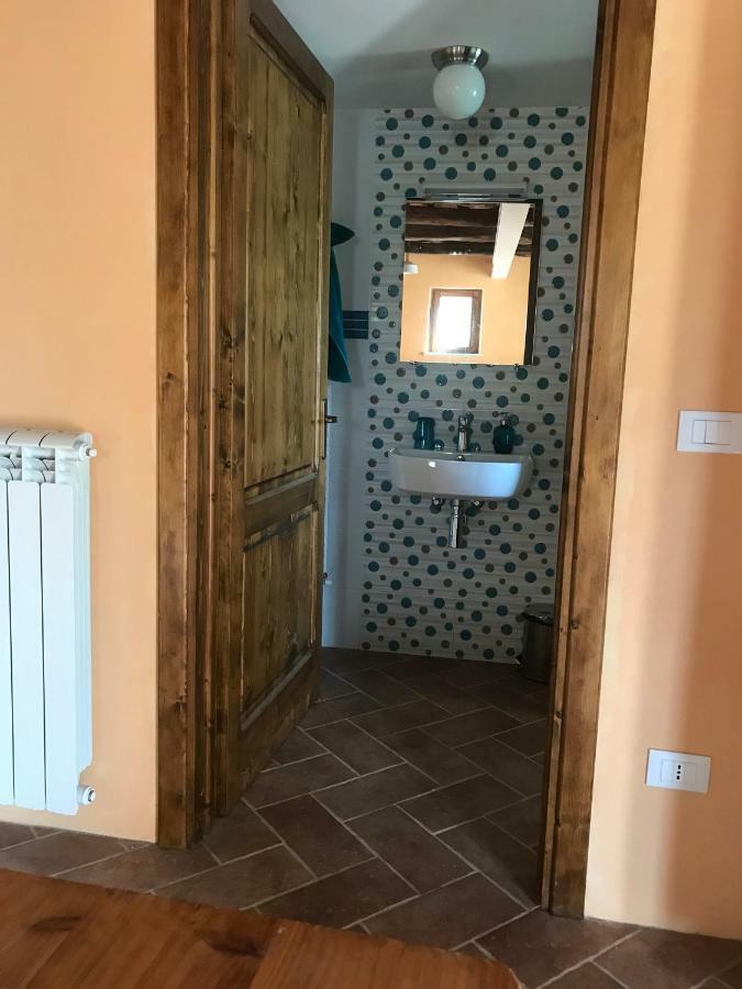 Villa Piscina Con Vista Bagni di Lucca Exterior foto